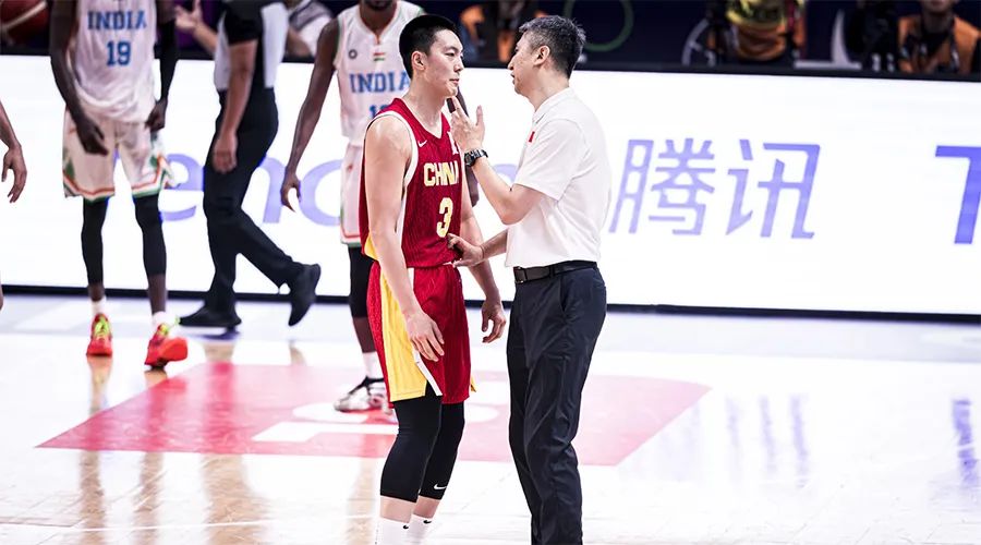 终于，中国男篮又打出了100分的比赛 (http://www.armanice.com/) 体育 第2张