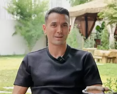 周定洋：中英足球区别在于速度和强度，郑智给我留下深刻印象