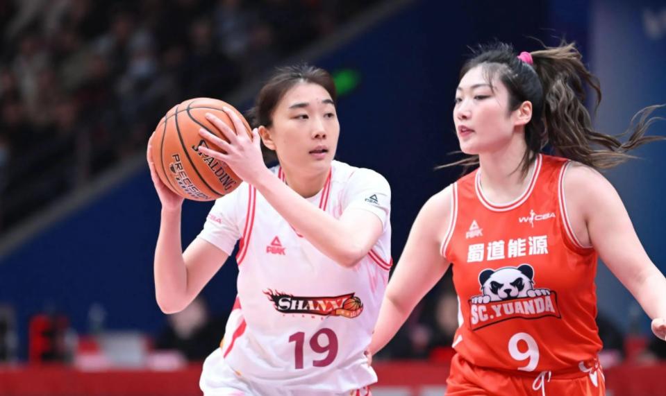 23投轰52分14助！李梦这两战杀红眼：宫鲁鸣该让她重返国家队了？ (http://www.xuexiaoyu.cn/) abs 第2张