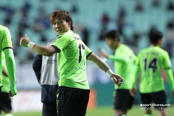 邦本宜裕谈在韩国醉驾：当时压力大所以喝了酒，之后挪了下车 (http://www.xuexiaoyu.cn/) abs 第1张