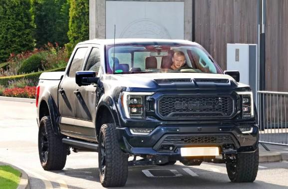 豪车+1，镜报：哈兰德周一开着福特F-150 Shelby离开训练场 (http://www.jingganghuifeng.com.cn/) 体育 第1张