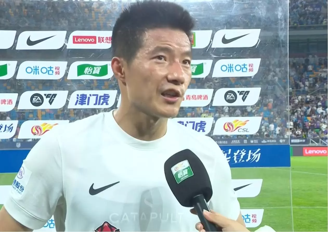 吕鹏：球队受到了伤病的影响，感谢球迷来客场给我们加油