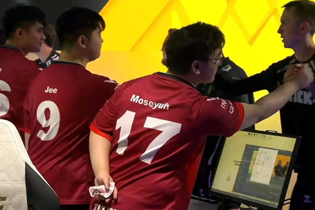 电竞世界杯CS2：天禄0-2不敌世界第一VIT，无缘晋级四强