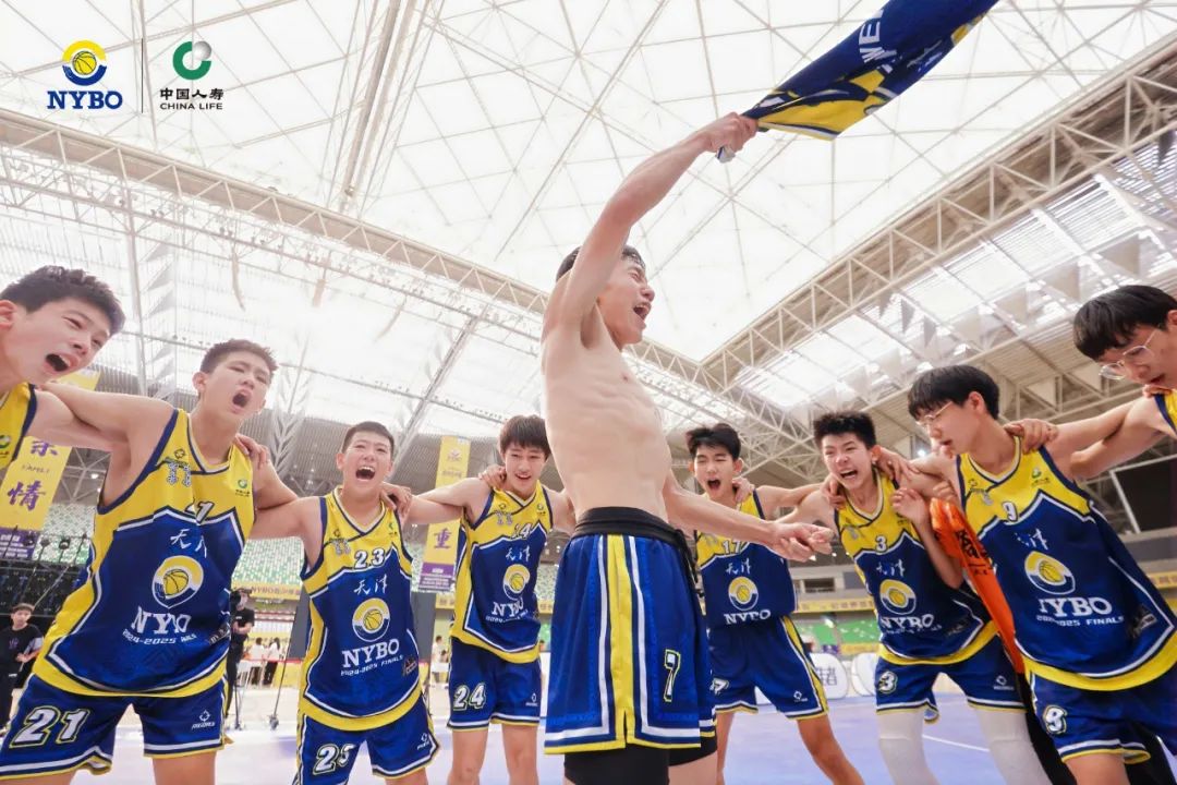男篮亚军之夜，3200个“小王俊杰”在鄂尔多斯追梦 (http://www.xuexiaoyu.cn/) abs 第11张