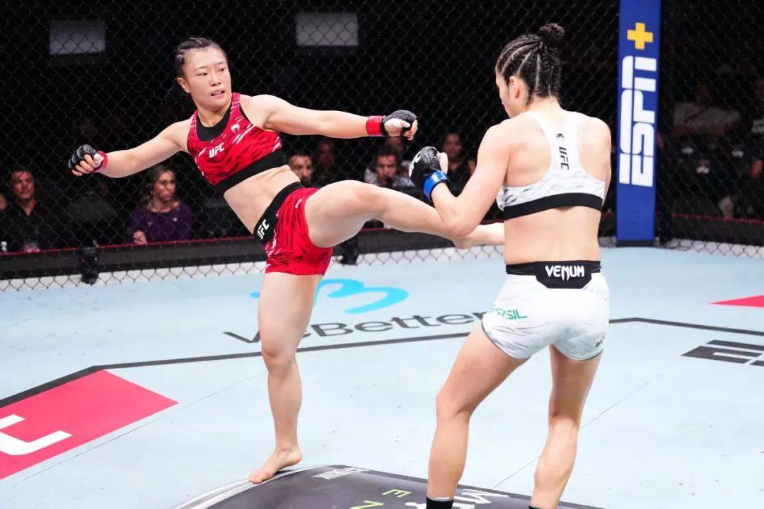 UFC上海站现场，我们看到了赛事经济上行的热 (http://www.jingganghuifeng.com.cn/) 体育 第4张
