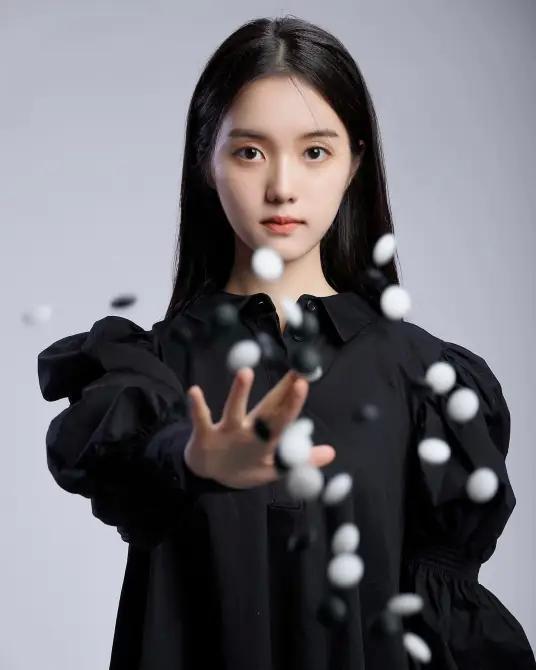 “围棋甜心”俞俐均：围棋收入不稳定，晚上要做游戏主播赚钱 (https://www.olegood.com/) 体育 第4张