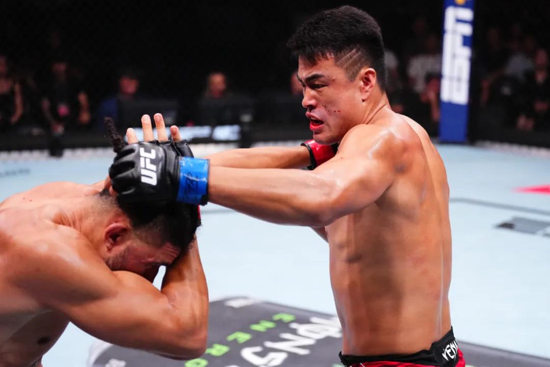 UFC上海站：沸腾的八角笼与2183天的等待 (http://www.armanice.com/) 体育 第2张
