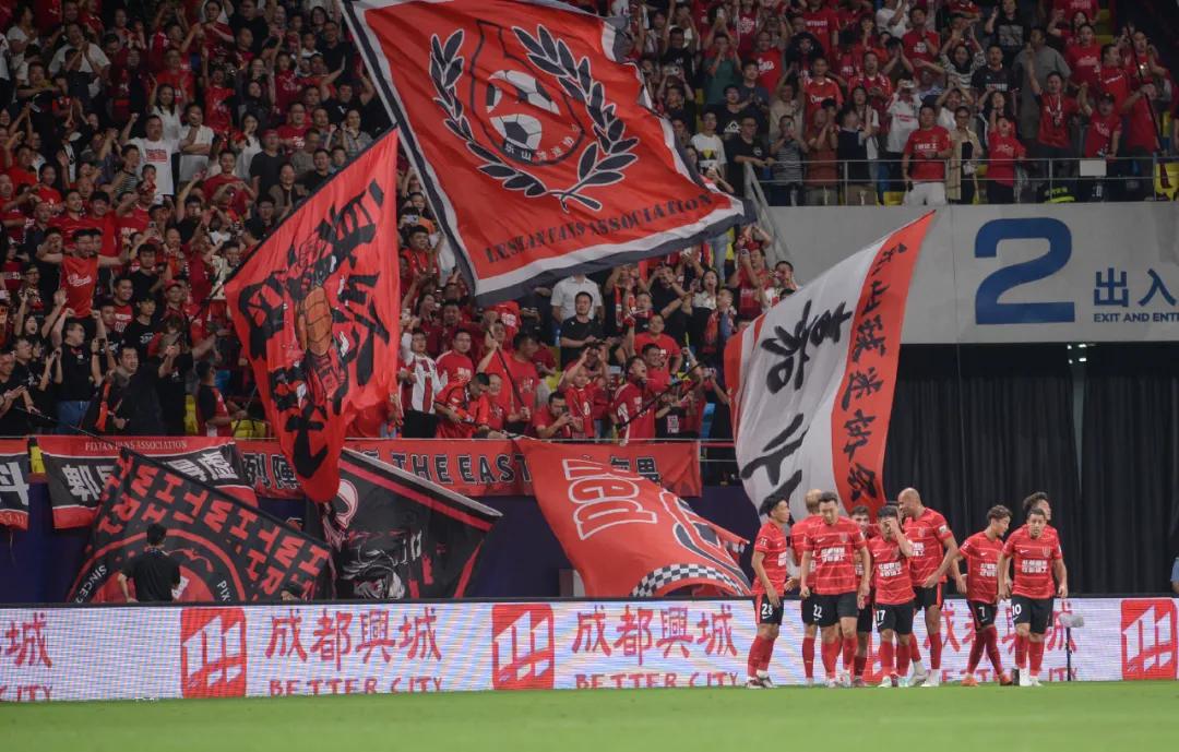双杀海港暂时登顶！蓉城8月联赛圆满收官 (http://www.xuexiaoyu.cn/) abs 第7张