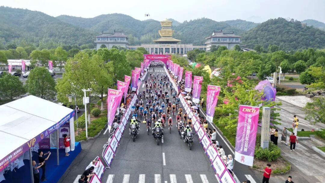 2025“大洪山杯”第二届中国公路自行车公开赛·湖北随县站：“小钢炮”侯栋乙发射 (http://www.busunion.cn/) 体育 第4张