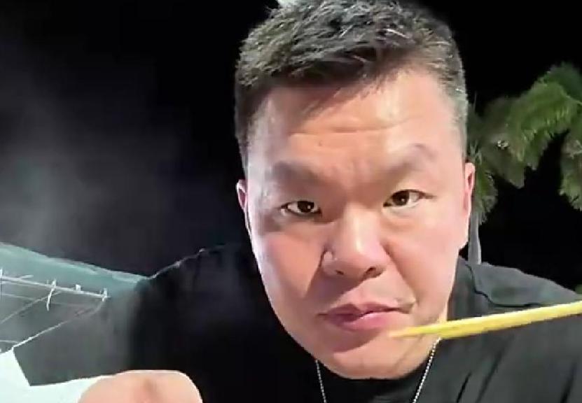 朱芳雨:王治郅是我认识唯一没有微信的人 请我们吃饭都是刷信用卡 (http://www.busunion.cn/) 体育 第3张