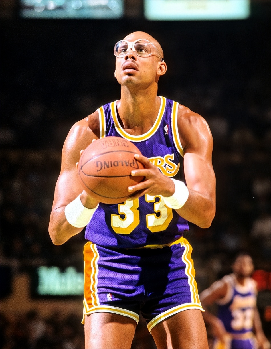 NBA几乎不受伤5大球星，詹姆斯唯一手术是植发 一人16年全勤 (http://www.tiidu.cn/) 娱乐 第2张