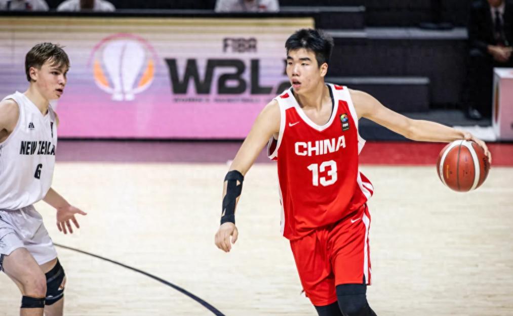 冲近8年首冠！男篮亚青赛死磕澳大利亚：U16中国队盼掀翻澳洲夺冠 (http://www.tiidu.cn/) 娱乐 第1张