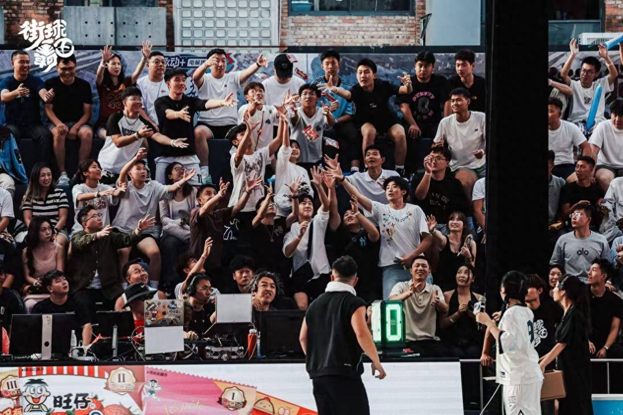 「芳政岩」再合体摘得冠军，助力乡村体育捐赠一片篮球场 (http://www.armanice.com/) 体育 第1张