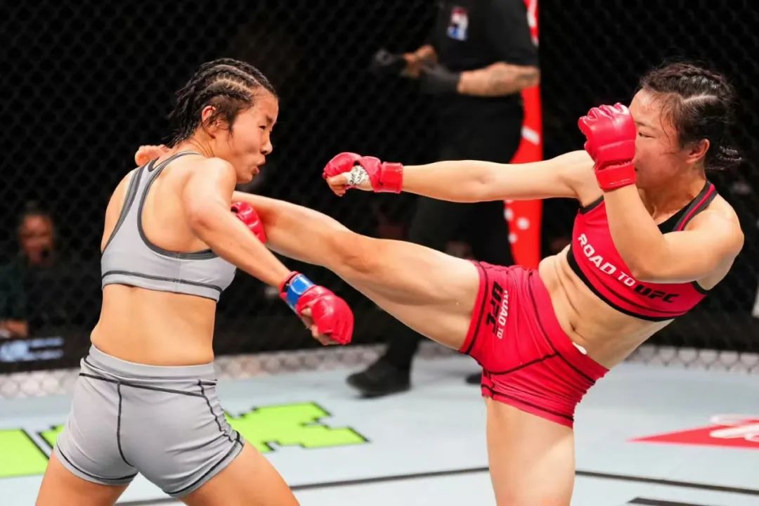 石铭输了UFC，但没人怪她 (http://www.tiidu.cn/) 娱乐 第3张