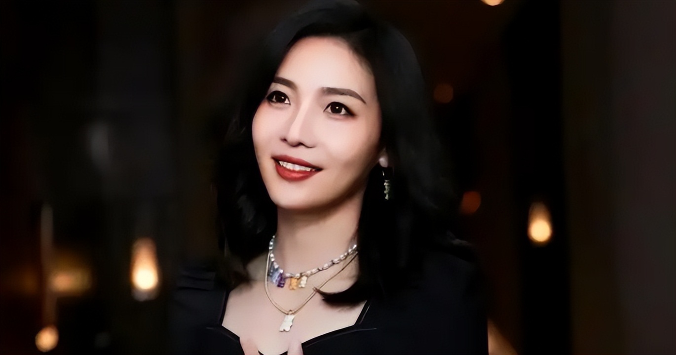 女排最美队长生2胎！家世显赫富2代，官至副处级，丈夫是女排教练 (http://www.armanice.com/) 体育 第6张