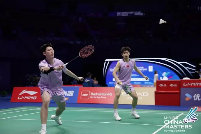 中国羽毛球大师赛：陈柏阳/刘毅1-2遭金元浩/徐承宰逆转，首轮出局