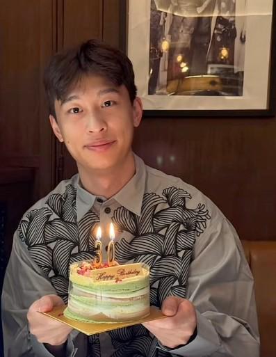 巴顿谈30岁生日：还不习惯“老将”称呼，希望自己能多踢几年 (http://www.armanice.com/) 体育 第2张