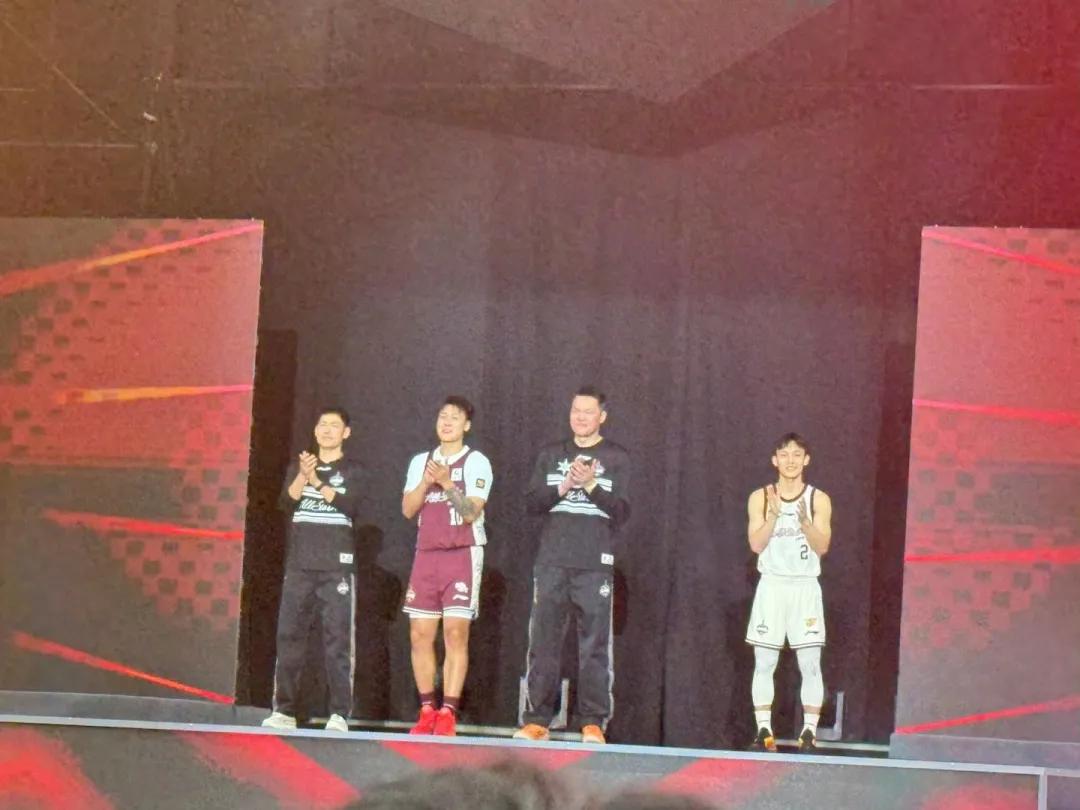 “国家队缺练，个个是软骨头！” (http://www.xuexiaoyu.cn/) abs 第4张