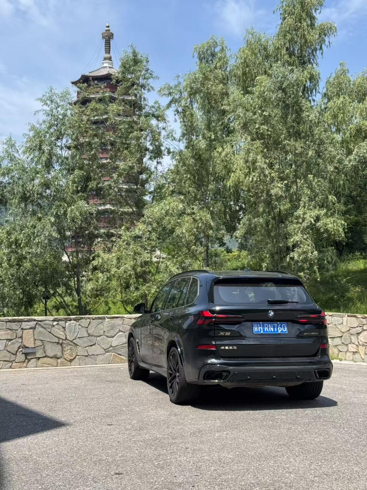 BMW X5：是“公路之王”，更不只是“公路之王”  |  星车场 (http://www.xuexiaoyu.cn/) abs 第2张