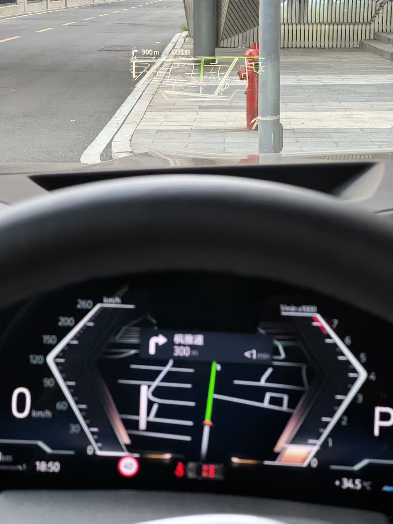 BMW X5：是“公路之王”，更不只是“公路之王”  |  星车场 (http://www.xuexiaoyu.cn/) abs 第4张