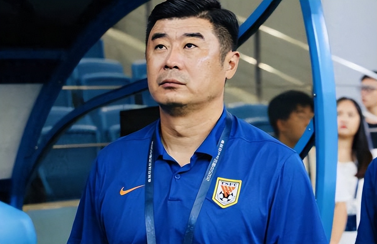 泰山队2：2战平青岛，赛后韩鹏不点名批评了两人，根本不认真防守 (http://www.xuexiaoyu.cn/) abs 第2张