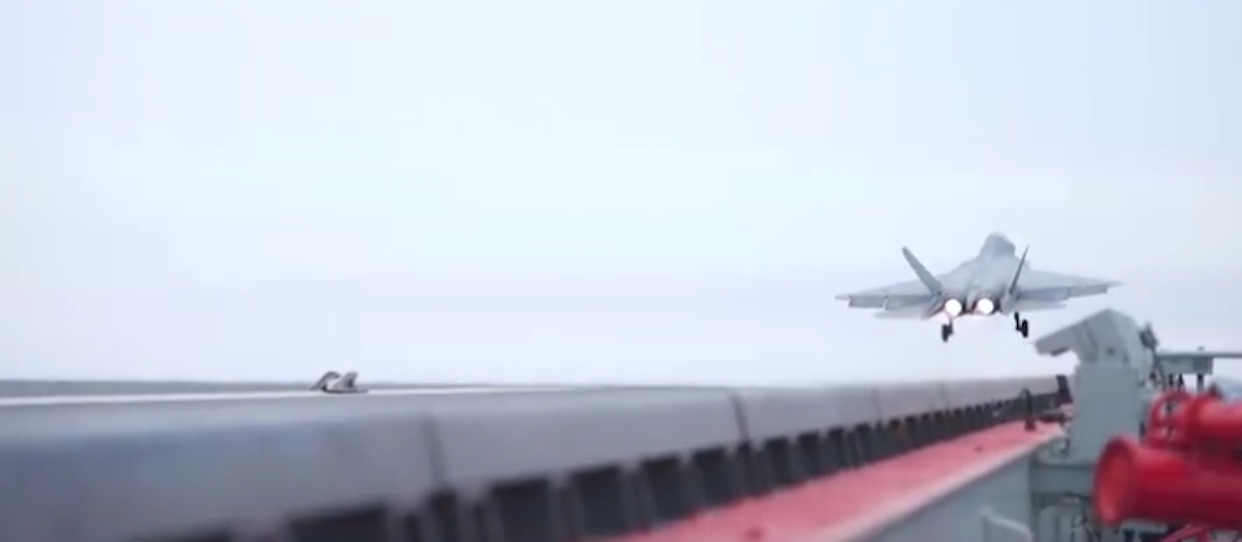 捷报！官宣福建舰弹射舰载机，全球首次实现电磁弹射五代机！ (http://www.xuexiaoyu.cn/) abs 第2张
