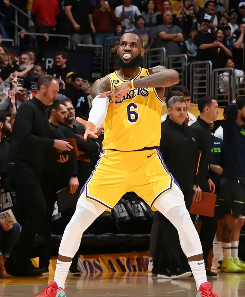 “我还没进NBA，在联盟已经是家喻户晓”，这5人真做到了 (http://www.xuexiaoyu.cn/) abs 第4张