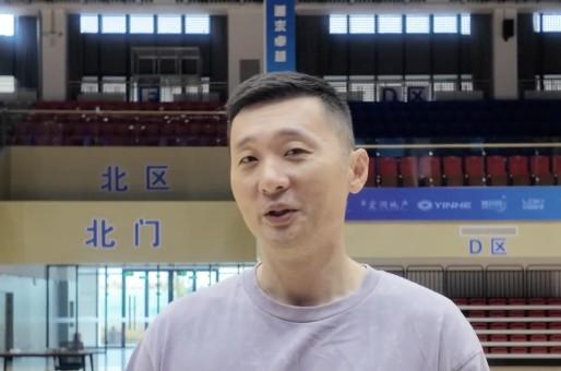刘炜谈夏训：很多老将和伤员没有练足，新赛季会强调抓体能 (http://www.chichengjiaxiao.cn/) 体育 第1张
