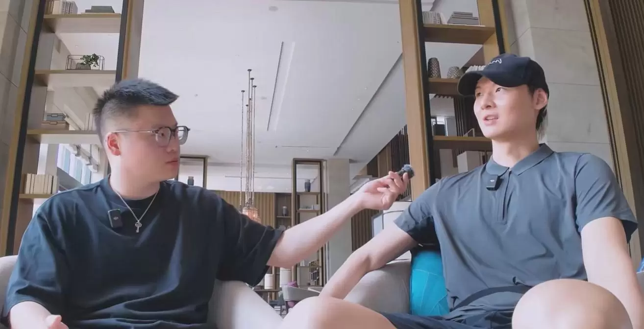 王哲林：除了身高其他方面真没天赋；因恢复身体错过NBA机会