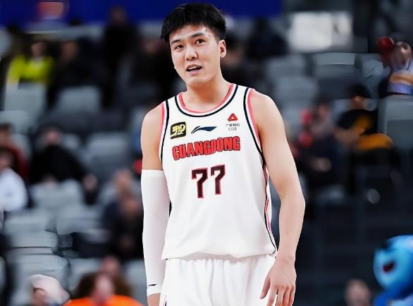 媒体人：黄荣奇1年C类合同签约同曦男篮；上赛季场均6分2.1助 (http://www.tiidu.cn/) 娱乐 第1张