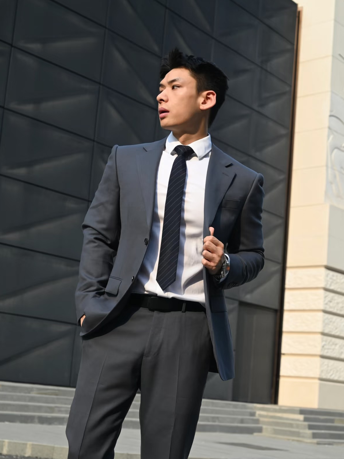 中年男人买西装，别盯着海澜之家、优衣库！换成这4个品牌更高级 (http://www.chichengjiaxiao.cn/) 体育 第5张