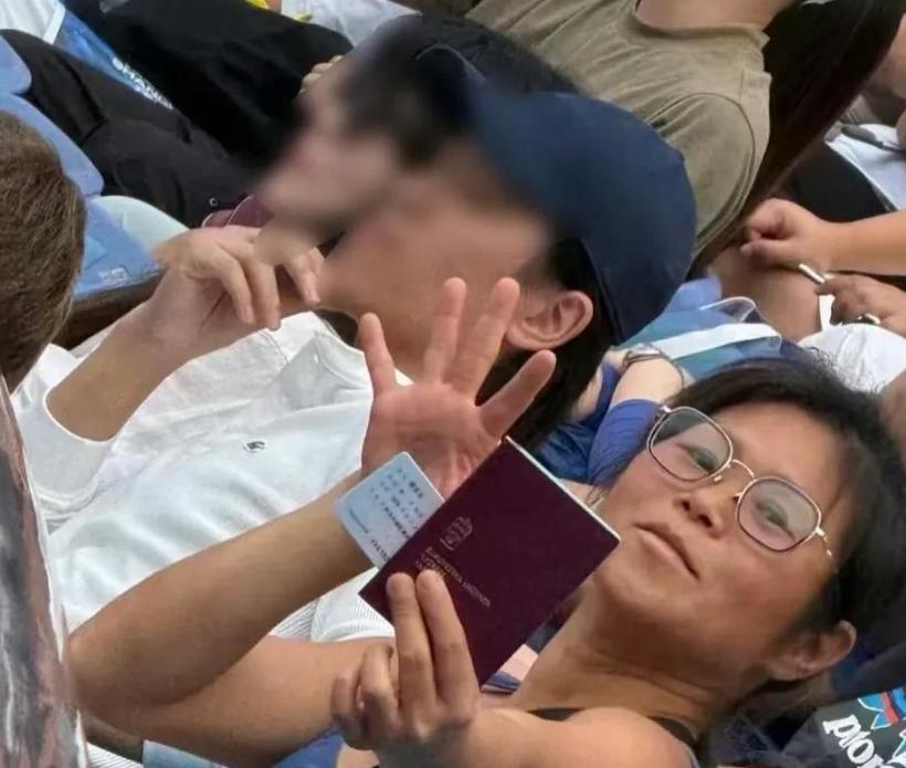 后续来了！女子扰乱网球比赛被抬出，警方深夜通报情况，网友怒了 (http://www.tiidu.cn/) 娱乐 第5张
