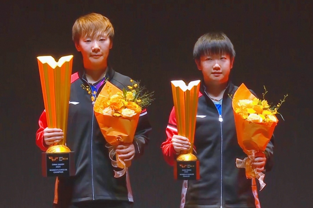 王曼昱夺冠，王励勤送花，孙颖莎亚军，王励勤不忘握手给予鼓励 (http://www.busunion.cn/) 体育 第5张