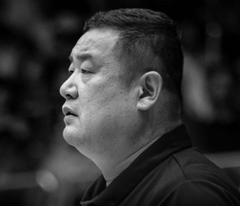 哀悼！青岛男篮讣告：徐长锁因病医治无效去世，享年54岁 (http://www.chichengjiaxiao.cn/) 体育 第1张