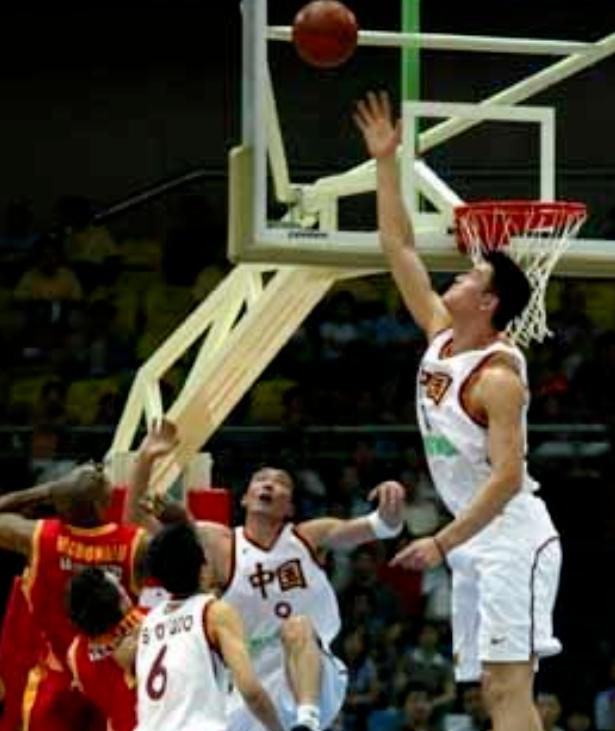 NBA的5大错觉，科比没天赋 姚明弹跳差 詹姆斯没技术 (http://www.tiidu.cn/) 娱乐 第3张