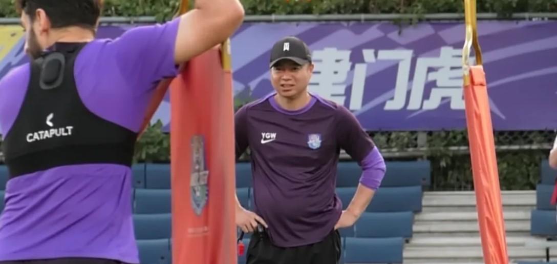 津媒：于根伟重新带领津门虎训练，此前受伤的谢维军随队合练 (http://www.armanice.com/) 体育 第1张
