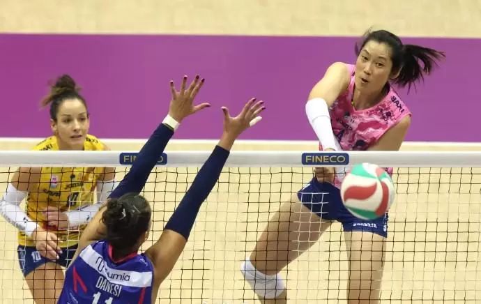 意大利超级杯：米兰3-2力克科内利亚诺夺冠，朱婷10分