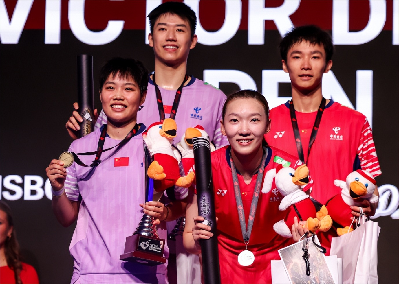 石头落败、乔纳坦夺冠，国羽两队混双提前锁定总决赛席位！ (http://www.busunion.cn/) xiami 第9张