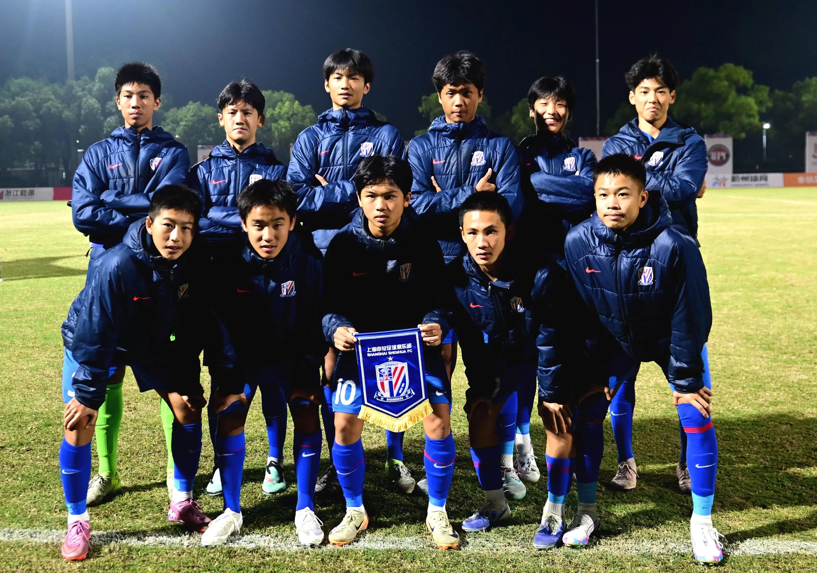 上海申花U14点球战胜大区青训中心,夺得钱潮杯邀请赛冠军 上海申花U14点球战胜大区青训中心,夺得钱潮杯邀请赛冠军