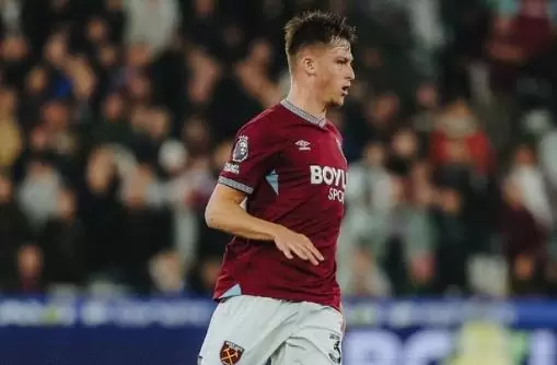 西汉姆联官方：19岁后卫斯卡莱斯已成功接受锁骨骨折手术