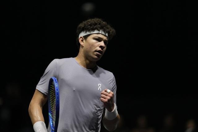 巴黎大师赛：谢尔顿2-0击败卢布列夫，跻身八强并首进总决赛 (http://www.busunion.cn/) xiami 第1张