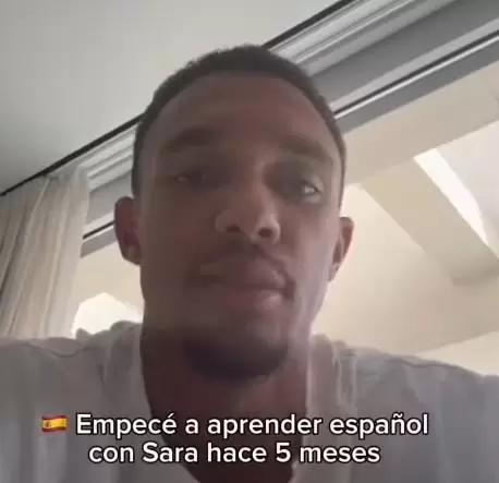 阿诺德西语老师:他花了5个月从零开始,我看到他在超越自我 阿诺德西语老师:他花了5个月从零开始,我看到他在超越自我