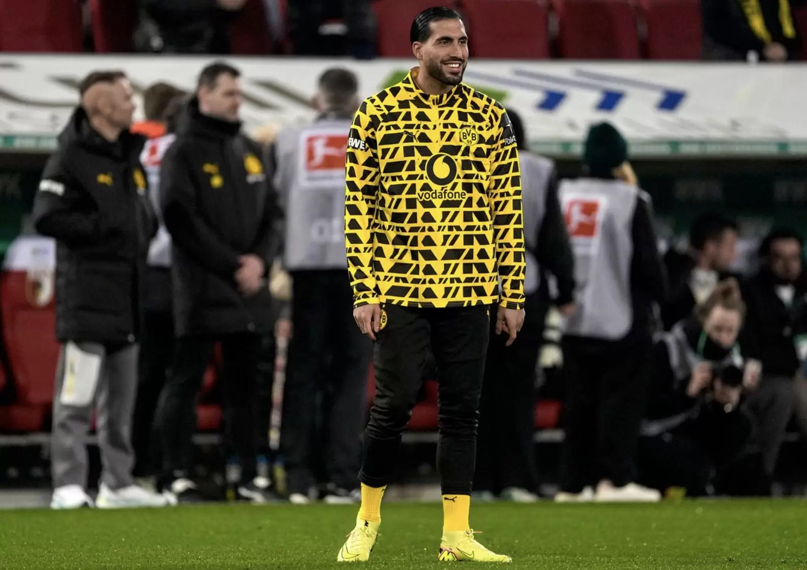 球员刚伤愈,图片报:科瓦奇会谨慎安排埃姆雷-詹的上场时间 球员刚伤愈,图片报:科瓦奇会谨慎安排埃姆雷-詹的上场时间