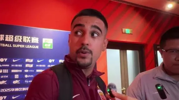 莱昂纳多:我知道本轮比赛特别重要,因此坚持带伤出场 莱昂纳多:我知道本轮比赛特别重要,因此坚持带伤出场