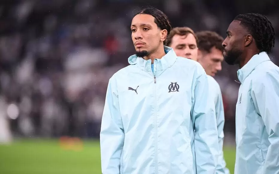 此前在比赛中突然倒地被送医，马赛中场纳迪尔：我已经没事了