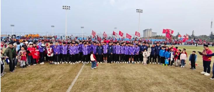 南通发布：苏超南通队载誉而归，3000多名球迷迎接城市英雄 (https://www.olegood.com/) 体育 第3张