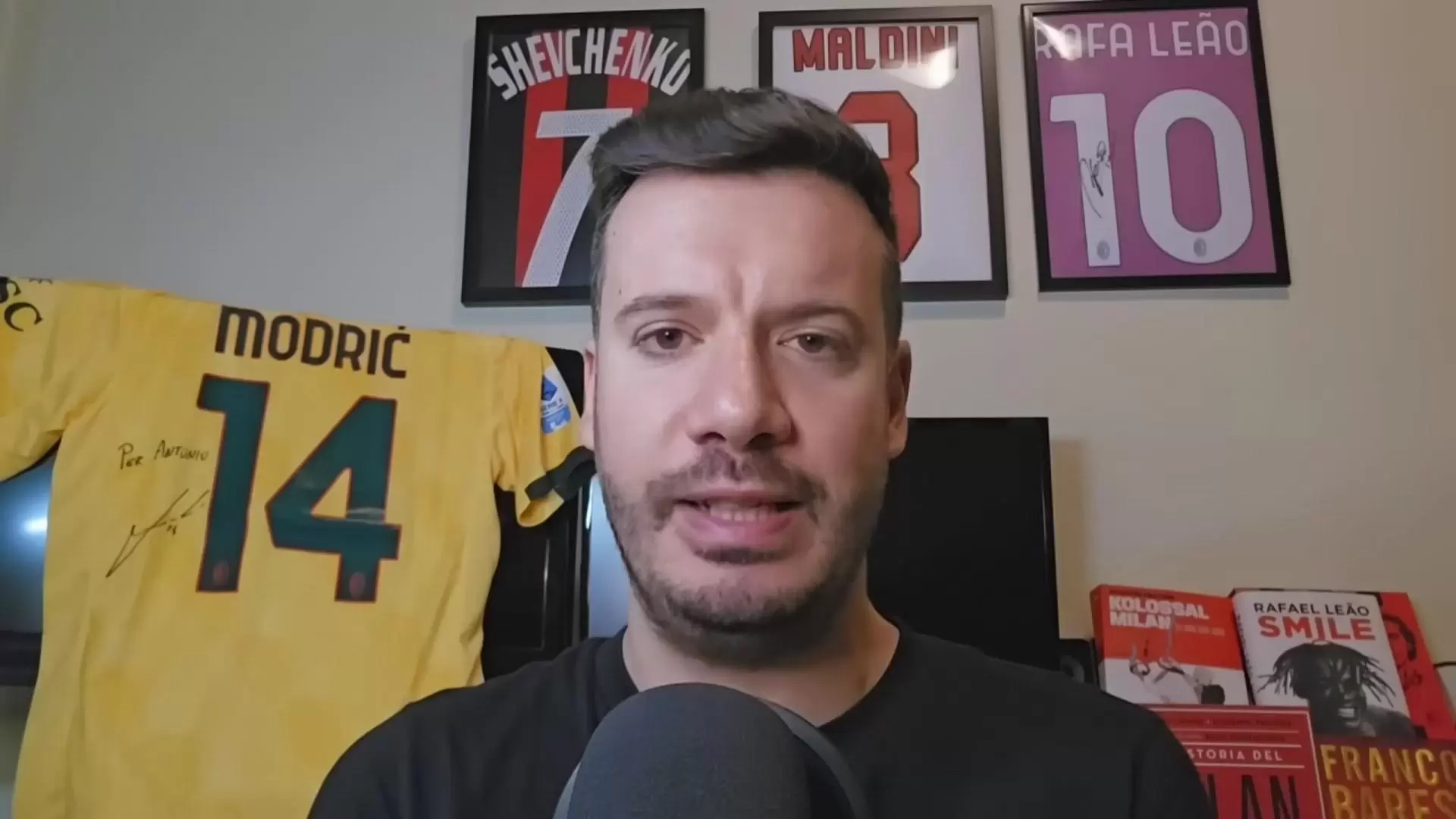 跟队记者：米兰球员去国家队受伤然后缺席的循环必须停止