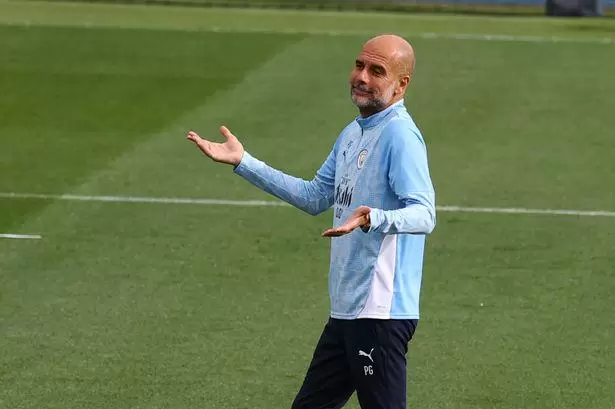 曼晚:曼城今日不训练,但提供了周一训练的录像供转播方使用 曼晚:曼城今日不训练,但提供了周一训练的录像供转播方使用