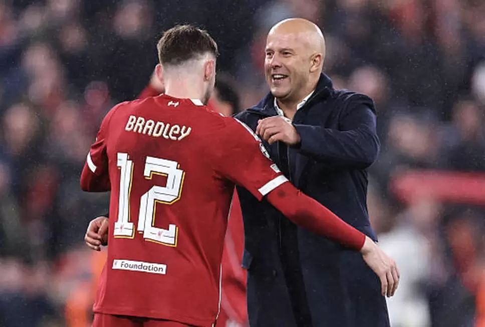 斯洛特:我告诉球员,绝对不能给姆巴佩和维尼修斯任何空间 斯洛特:我告诉球员,绝对不能给姆巴佩和维尼修斯任何空间