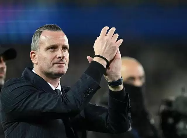 布鲁日主帅:我们采取了正确的战术,三破巴萨球门让我满意 布鲁日主帅:我们采取了正确的战术,三破巴萨球门让我满意